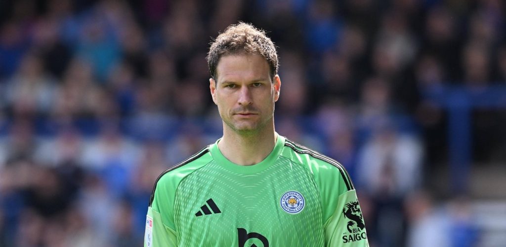Asmir Begović se oprostio od Leicestera