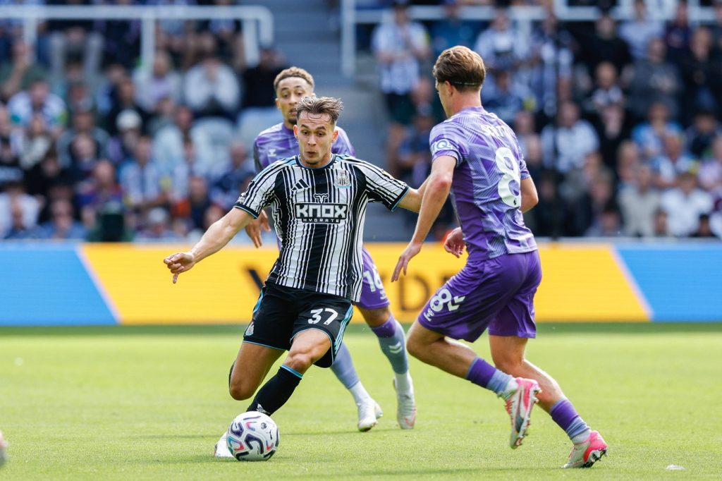 Premier League na TV Arena Sport: Duel Zmajeva na Elland Roadu